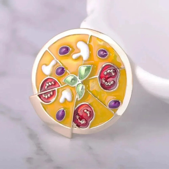VQ Pizza Brooch - Picture 1 of 2